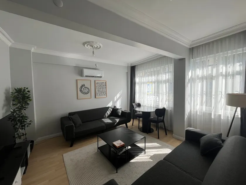 3 minutes to the subway, Air-conditioned Apartment - Image 1