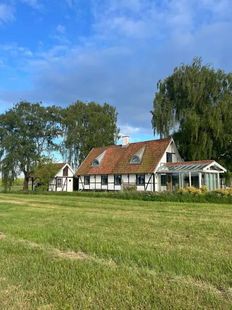 Renovated house in the heart of Österlen built in 2006 - Image 1