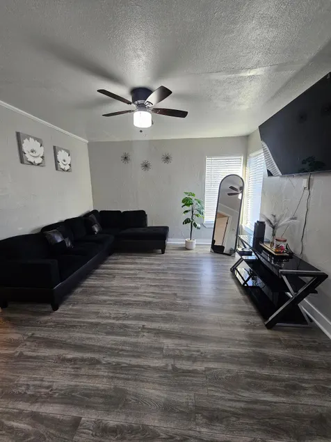“Cozy Stratford Home” - Image 1