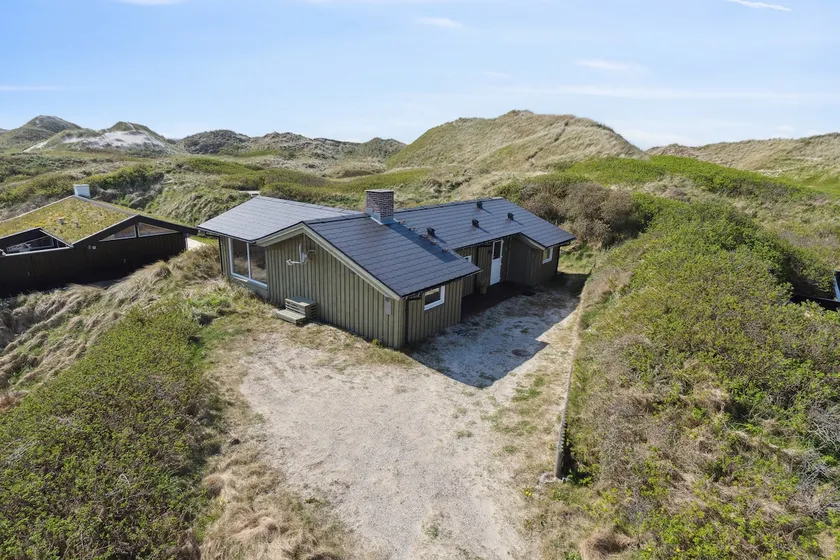 Front Row To The North Sea In Modern House - Image 1