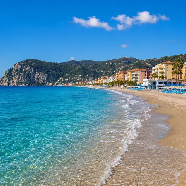 Relax by the sea with a private garage! - Image 1