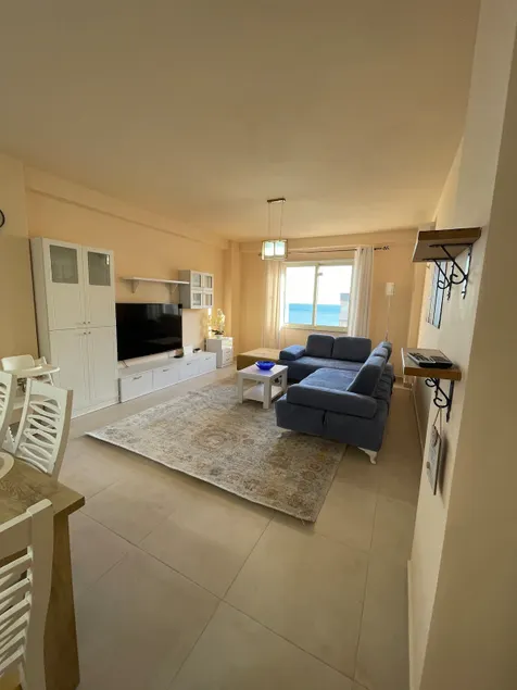 Leo Blue Apartment - Image 1