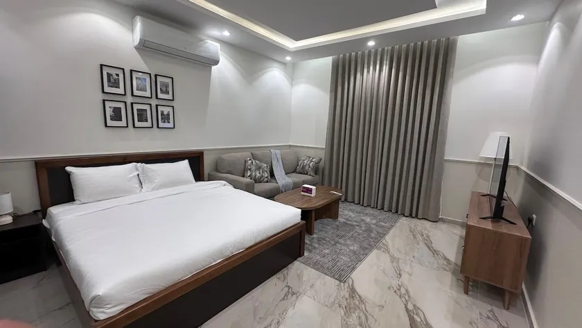 Spacious Studio Near the Prophet's Mosque | 4 - Image 1