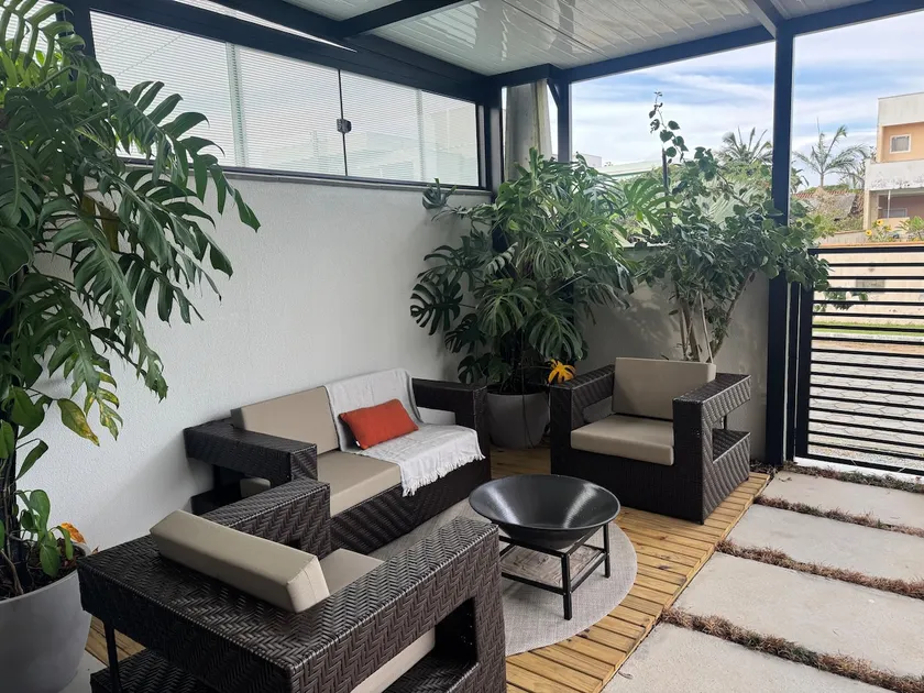 2-Bedroom Home 170 m from the Sea with Gourmet Area - Image 1