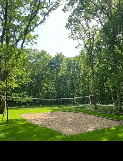 Private Vollyball Court, 5-Acre Haven w/AC. - Image 1