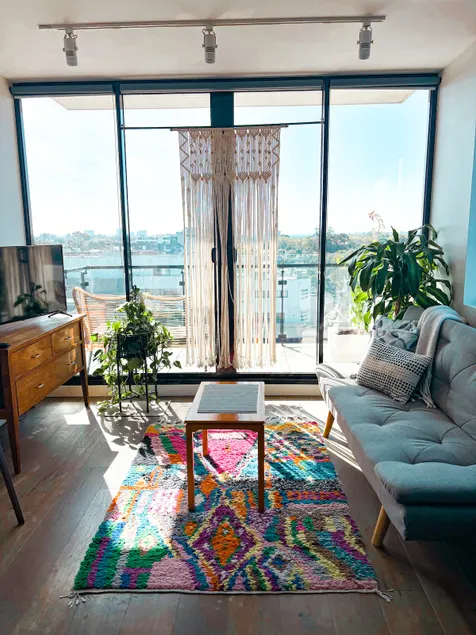 Peaceful light-filled city hideaway - Image 1