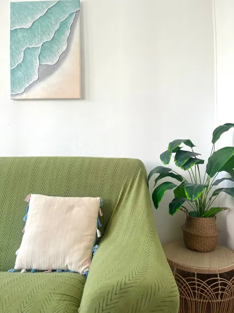 Stylish 2 Bedrooms near Metro 1 King bed & quiet retreat - Image 1