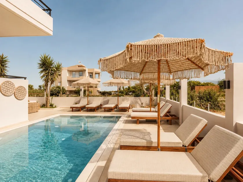 AVENA Suites Coral - Image 1