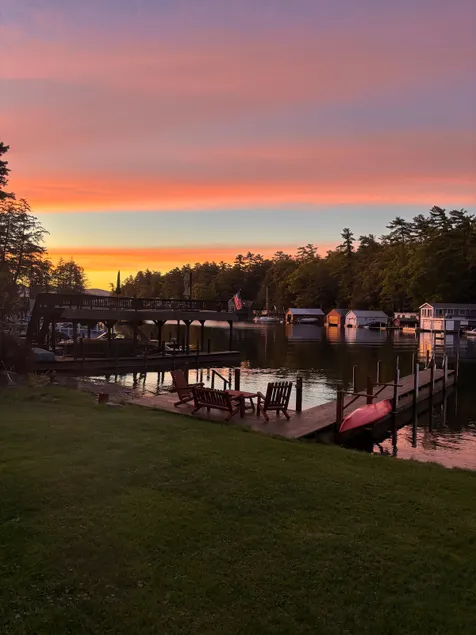 Authentic Cottage on Lake George - Image 1