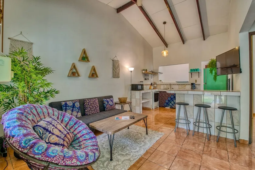 Surf casita #1, 2 bedr 1 bath, steps to the beach - Image 1