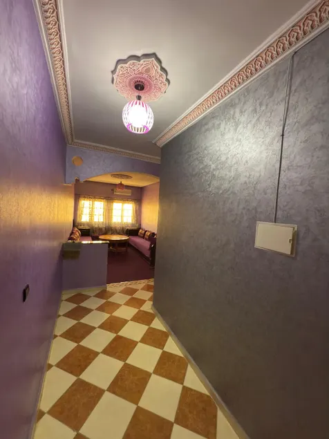 Furnished apartment in a good location, - Image 1