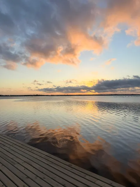 Ferri's Lakehouse View - Image 1