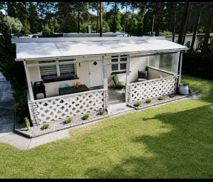 Forest & lake bungalow dream with Wi-Fi and terrace - Image 1