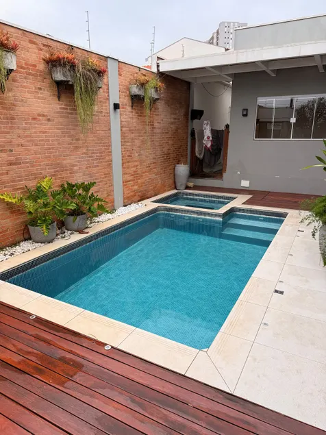 Oka Tupis - House for executives with Pool - Image 1