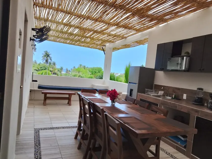 3-bedroom bungalow and charming terrace - Image 1