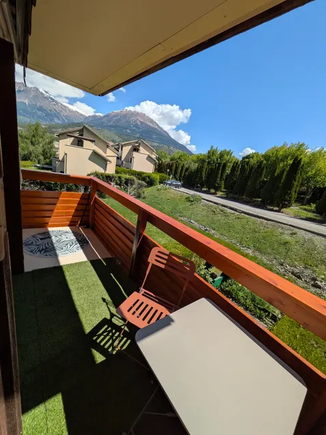 Great, parking, 2 min lake and shops - Image 1