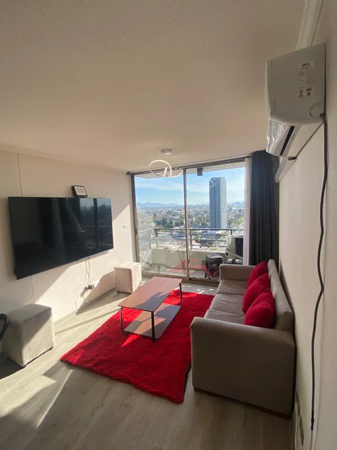 Spacious and cozy + Private parking - Image 1