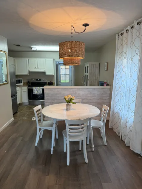 Charming & Quiet Cottage | Family and Pet-Friendly - Image 1
