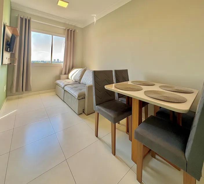 Work or Leisure: Apartment with Wi-Fi, Parking and Security - Image 1