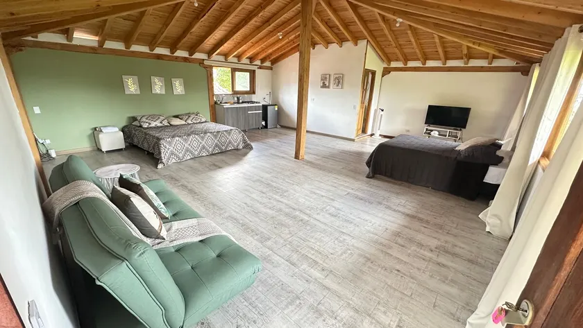 Forest cabin - Image 1