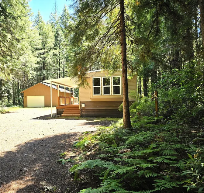 Peaceful, Quiet Mckenzie Bridge Getaway - Image 1