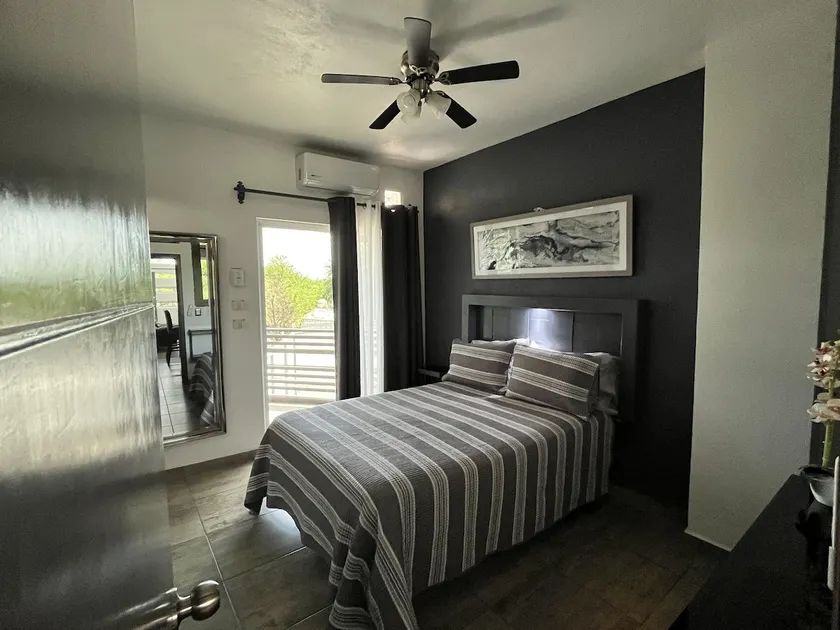 Work-Friendly Apartment with WiFi and A/C. - Image 1