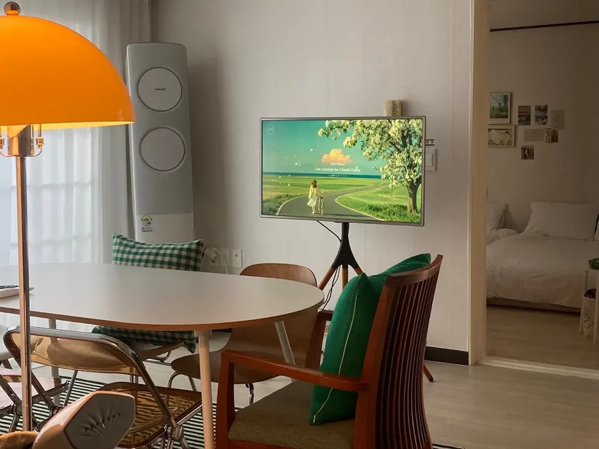 | 10 minutes from Dongdaegu Station | | Spacious 2 rooms & 3 beds | | Family and friend trips | | Accommodation with good reviews | - Image 1