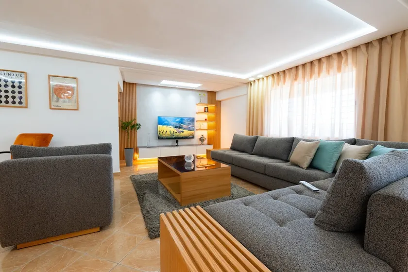 Comfort and contemporary style - Image 1
