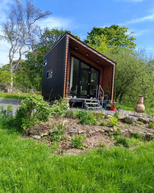 Hilltop Cabin - Image 1