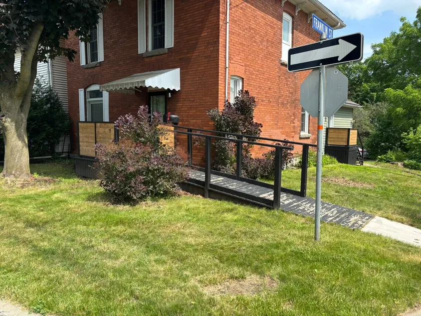 Lovely Victorian style home - Image 1