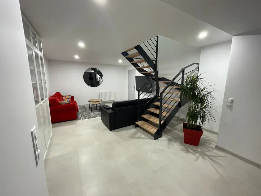 Large 85 m2 duplex apartment - Image 1