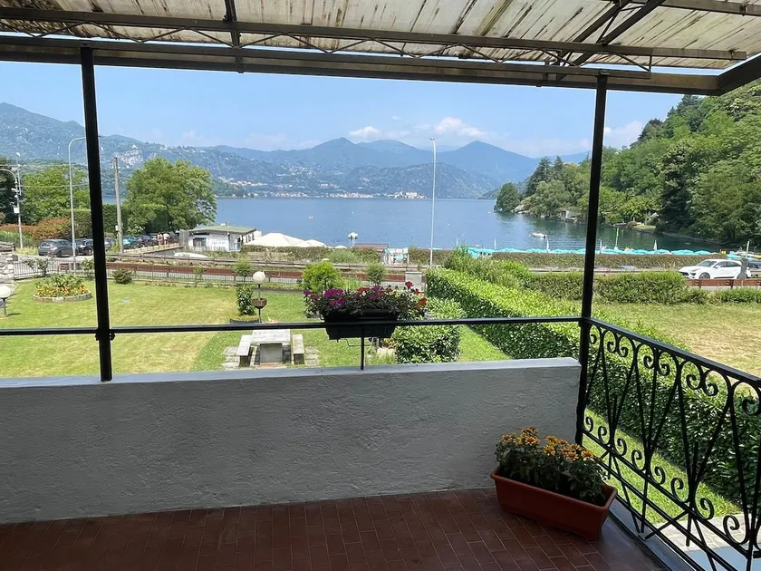 Miami’s lake Orta view - Image 1