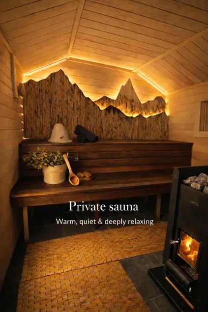 Cottage cosiness – private premium cottage with jacuzzi & sauna - Image 1