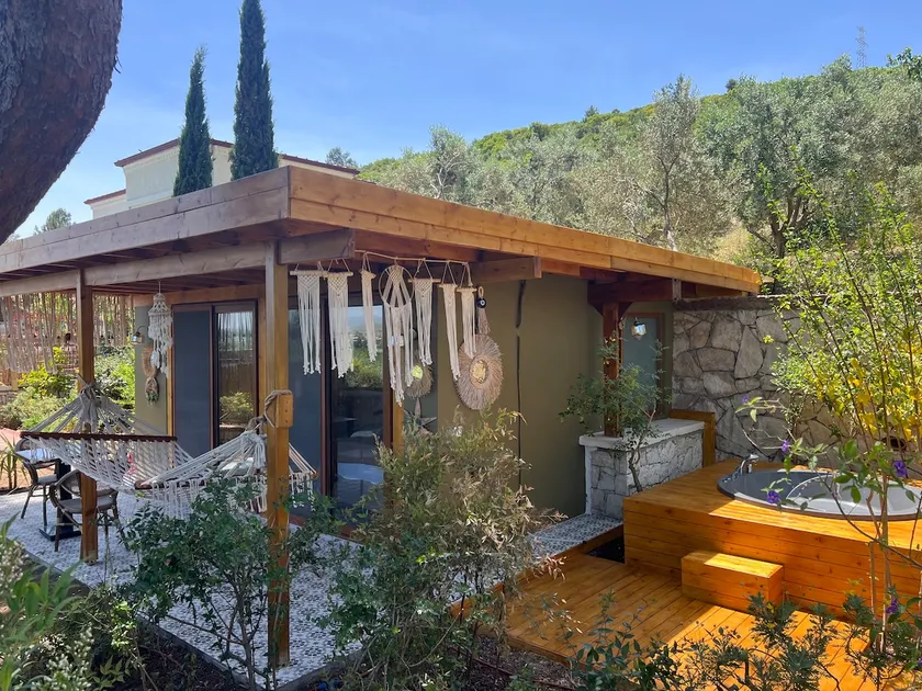 Villa with Jacuzzi and Pool in Nature - Image 1