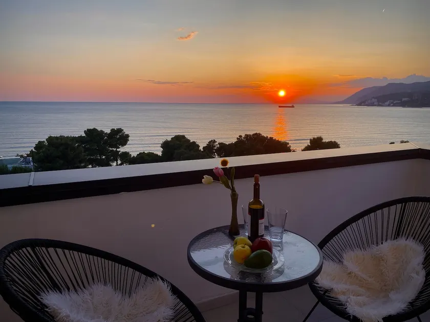 Seascape Apartment - Image 1