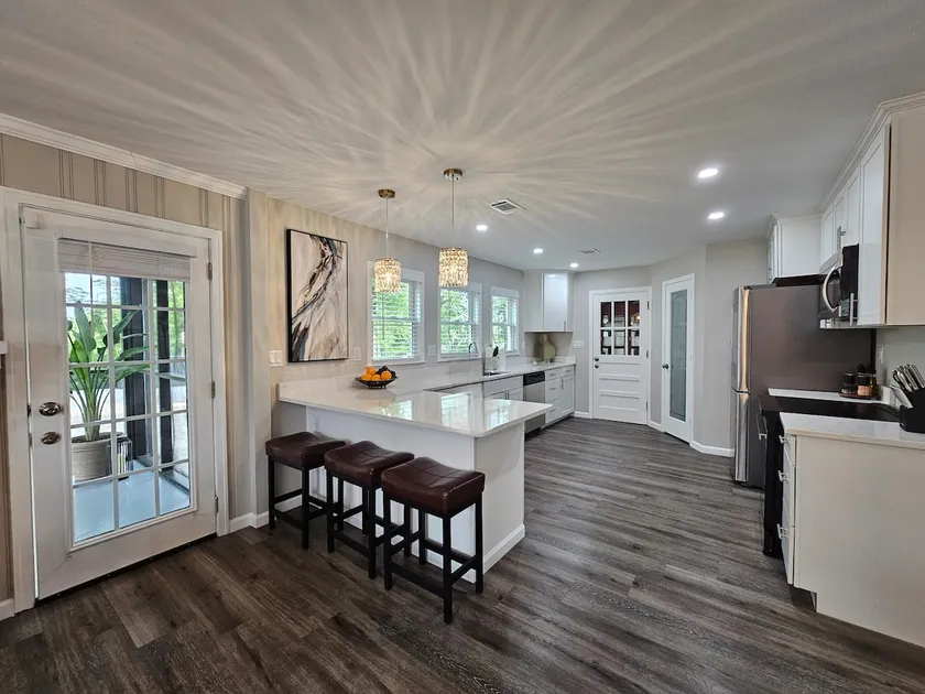 Luxury retreat-Fast Wi-Fi. Prime Location Marietta - Image 1