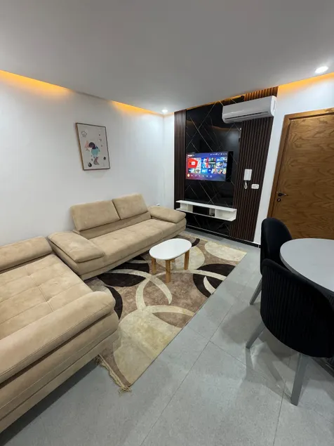 Luxurious apartment - Image 1
