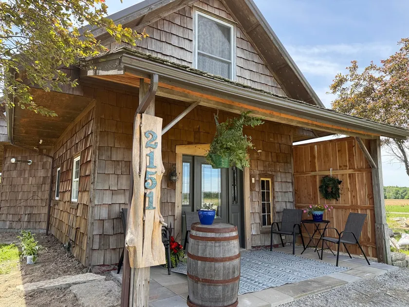 Buggy Shed - Image 1