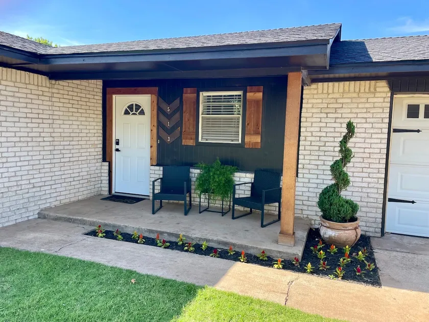Roh House - Image 1