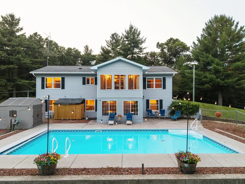 Private Pool 8 min. from Downtown at Papas Legacy - Image 1
