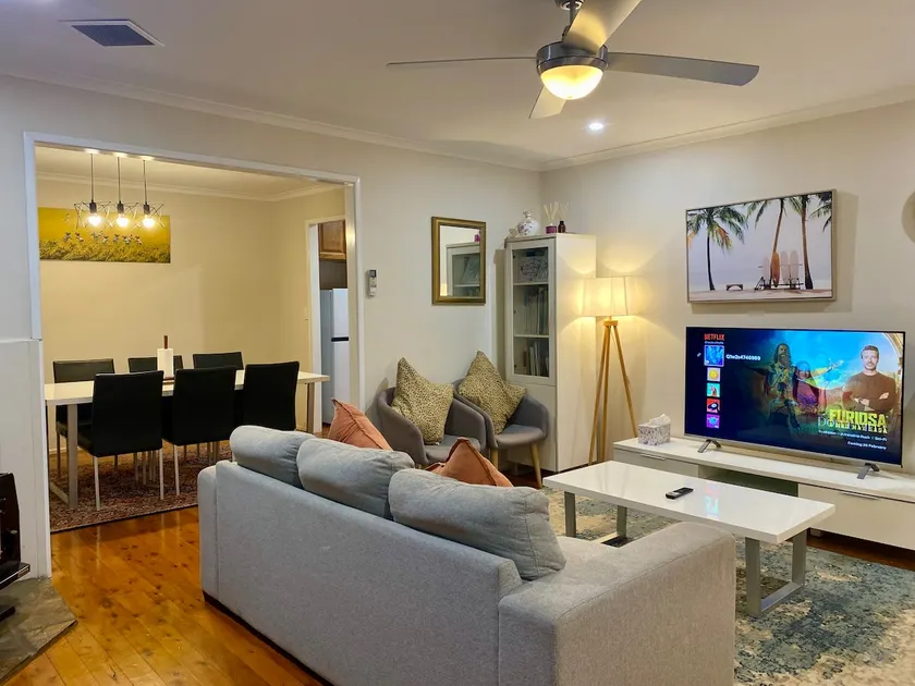 Perfect for groups 5BR retreat - Image 1