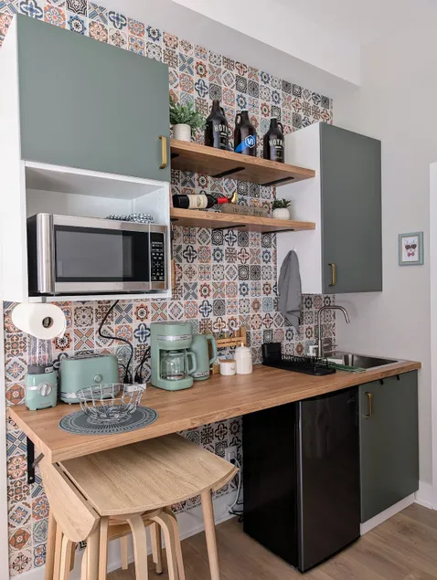 Cozy Private Suite in Westhills - Image 1