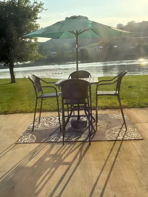 Brand-New Lakefront Bungalow on Cherokee Lake - Image 1