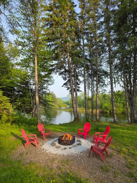 Four Season Log Cabin on Moose River - Image 1
