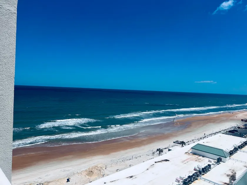 The Coastline Ocean View Condo - Image 1
