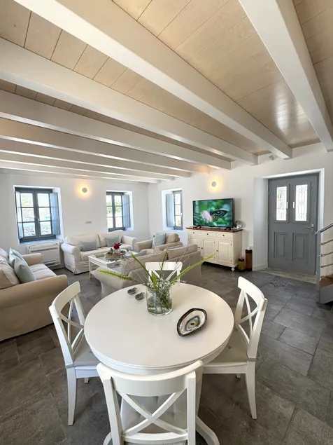 Villa Yiasemi - Image 1