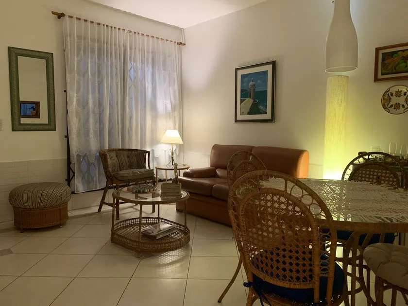 Charming 2-bedroom apartment with en-suite bathroom near the bus station - Image 1