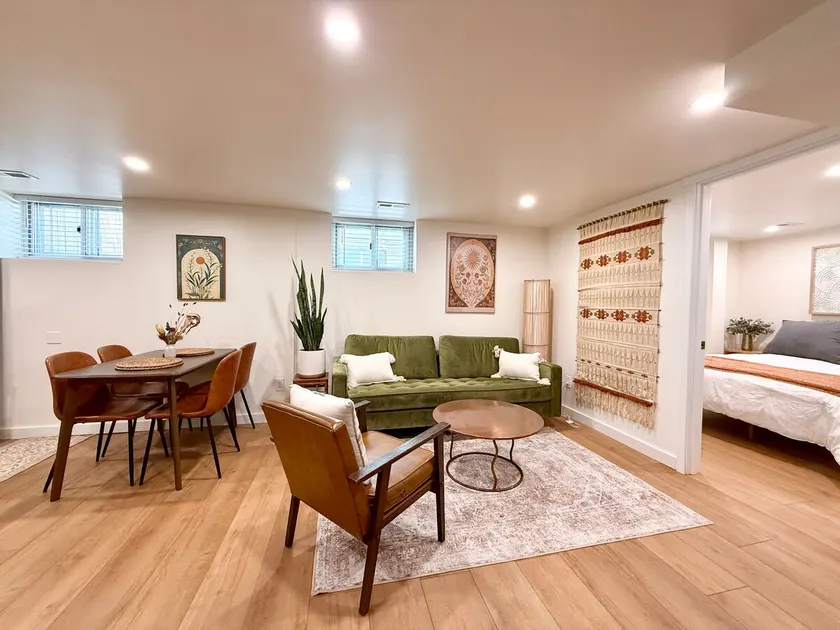 Cozy Walkable Bungalow - Image 1