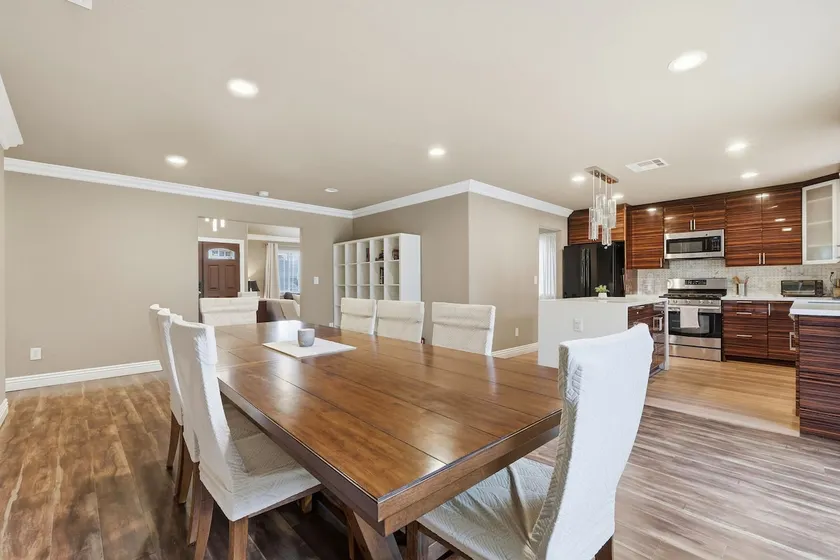 Quiet 5BR Home – Family & Work Travel Ready - Image 1