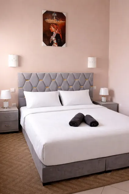 ”Premium apartment with parking, air conditioning, 5 min to RAK” - Image 1